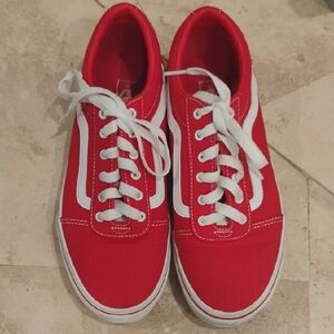 Vans 5 Youth Red and White Logo Detail